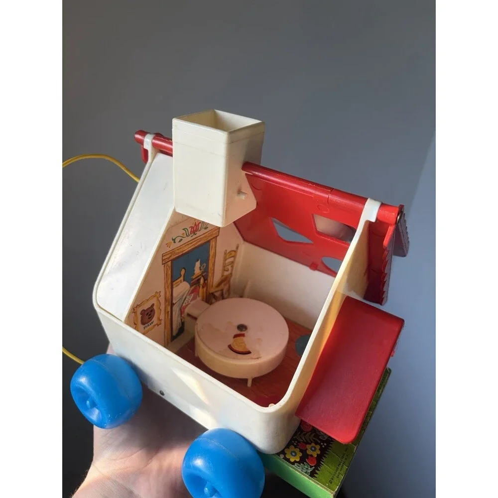 Fisher Price 1967 Goldilocks and the 3 Bears Pull Toy with Bell